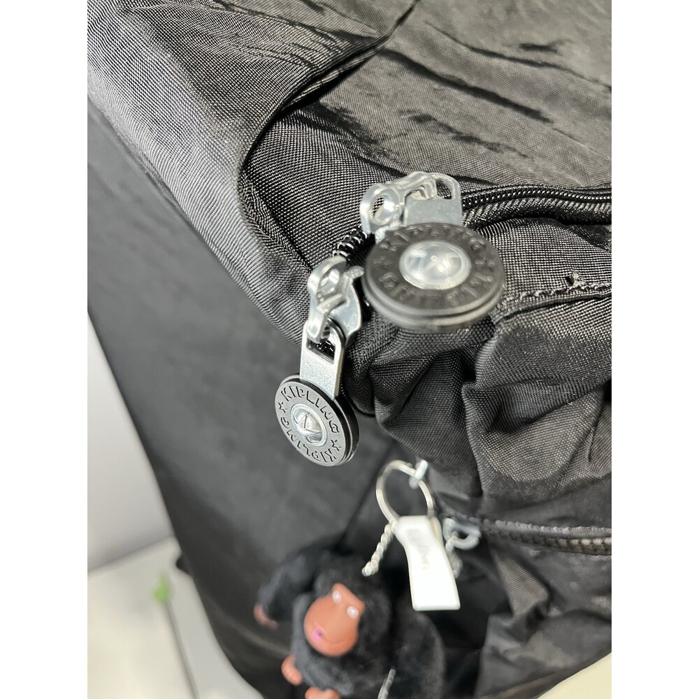 Kipling Women’s Darcey Large 29-Inch Softside Rolling Luggage 360 Wheels Black - Picture 9 of 16